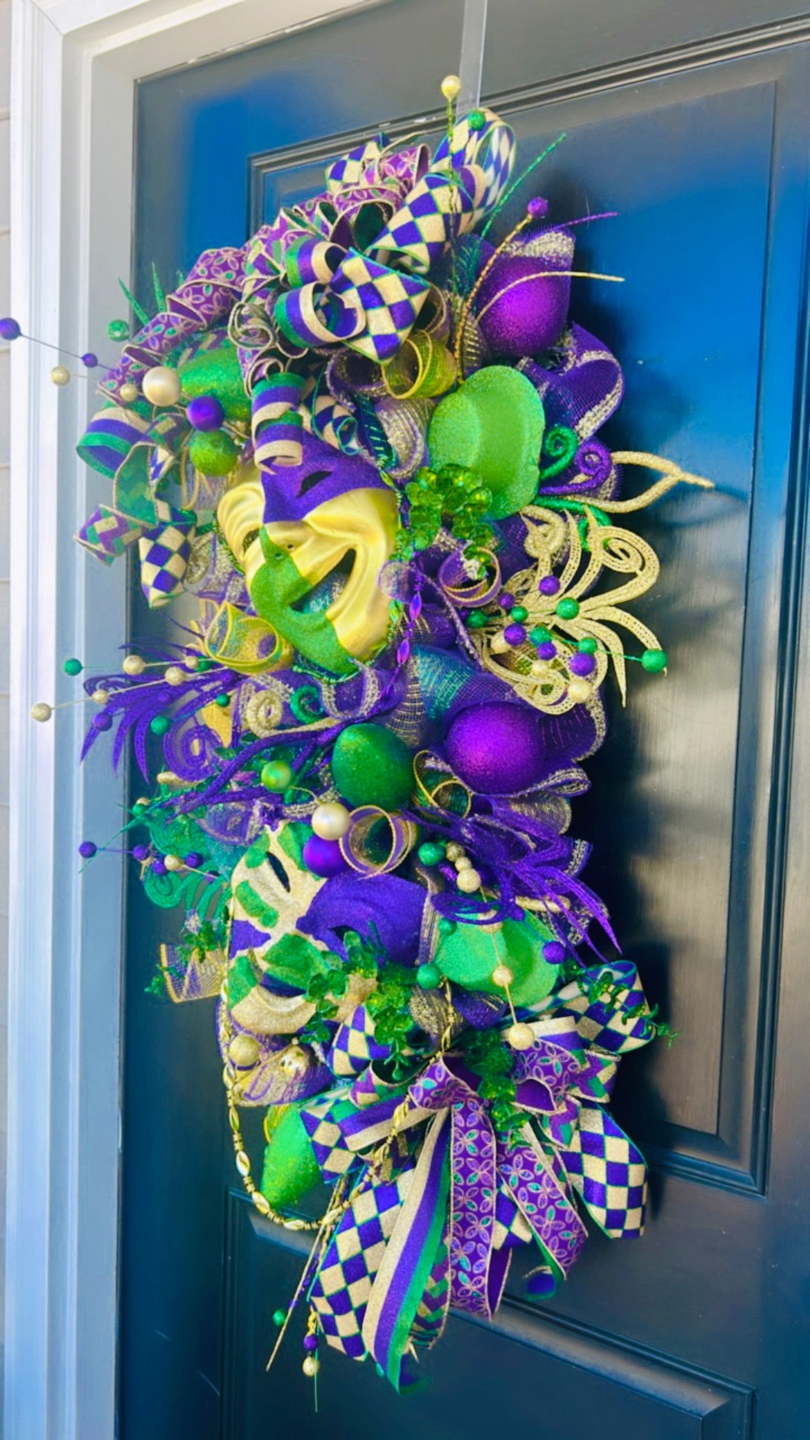 XL MARDI GRAS WREATH SWAG