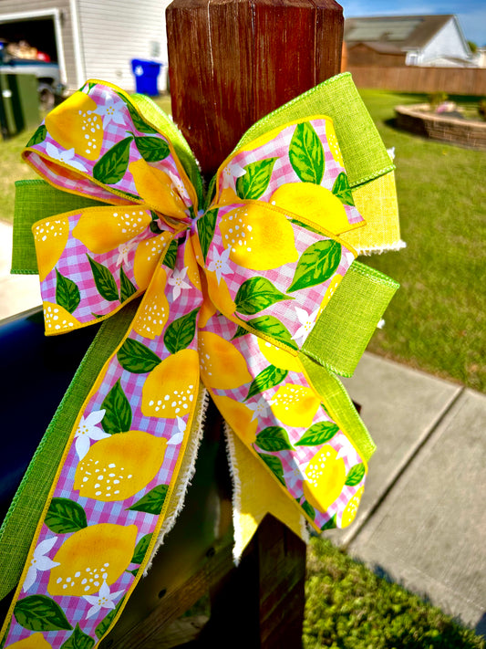 PINK LEMONADE BOW